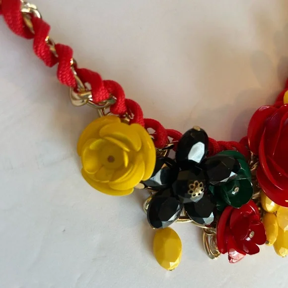 Statement Necklace Floral with Earrings red yellow green - Picture 6 of 11